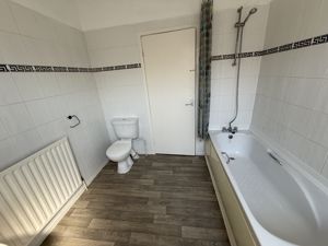 Photo 8- click for photo gallery